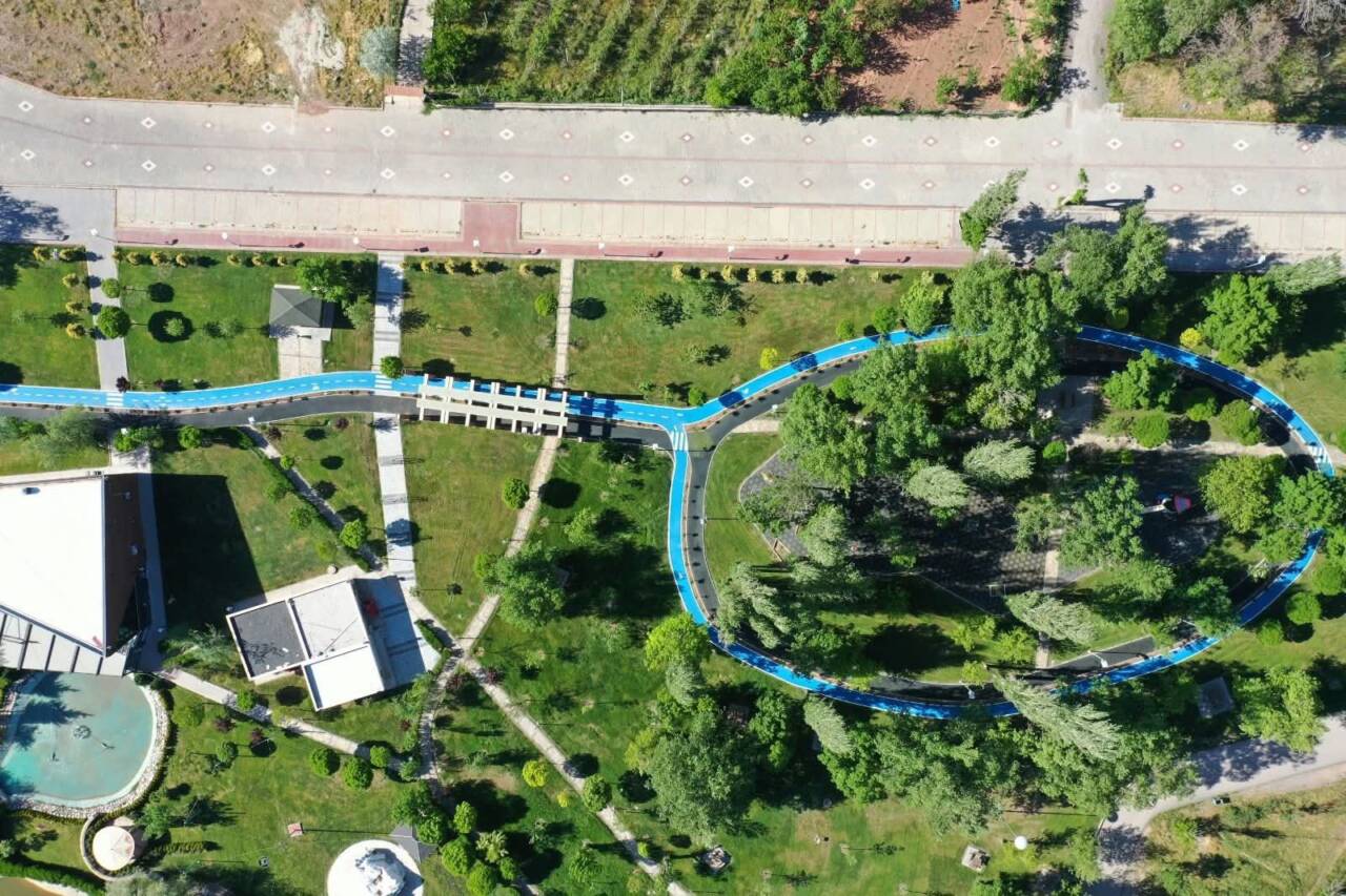 Aksaray Belediyesi, şehir içi ulaşımda vatandaşları bisiklet kullanımına teşvik etmeye