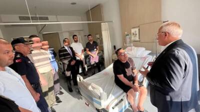Aksaray Valisi Mehmet Ali Kumbuzoğlu şehit ailelerine yönelik ziyaret gerçekleştirdi.