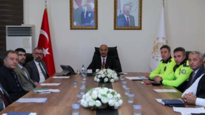 Aksaray’da, Karayolu Trafik Güvenliği Stratejisi İl Yürütme Kurulu Toplantısı, Vali