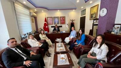 Yeni adlı yılın başlamış olması nedeniyle Aksaray Barosuna ziyaretler gerçekleşiyor.