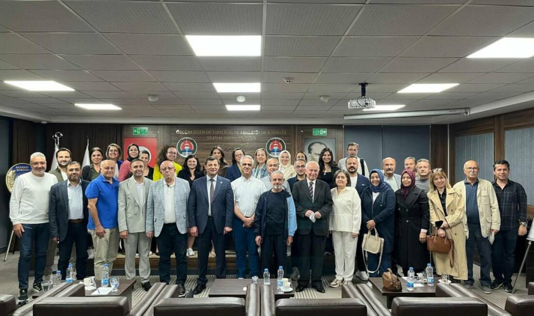Aksaray Barosu, meslek içi eğitim seminerleri kapsamında boşanma ve tazminat