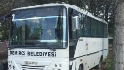 Demirci Belediyesi, öğrencilerin okullarına güvenli ve rahat bir şekilde ulaşabilmeleri
