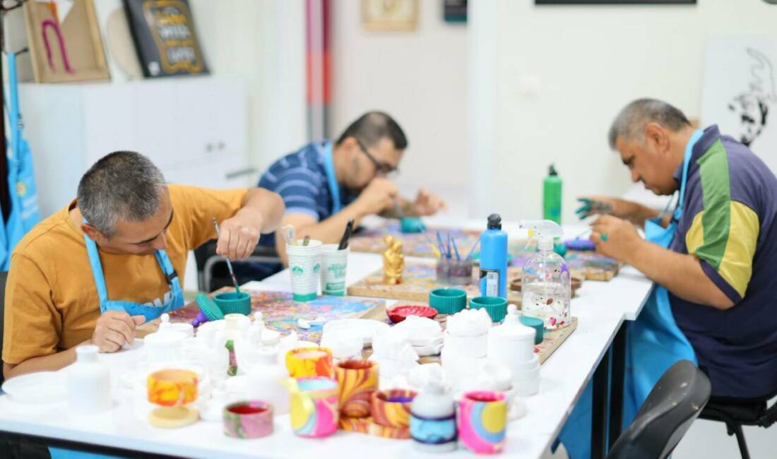 Aksaray Belediyesi, Engelsiz Yaşam Merkezi’nde özel bireylerin gelişimine katkı sağlayan