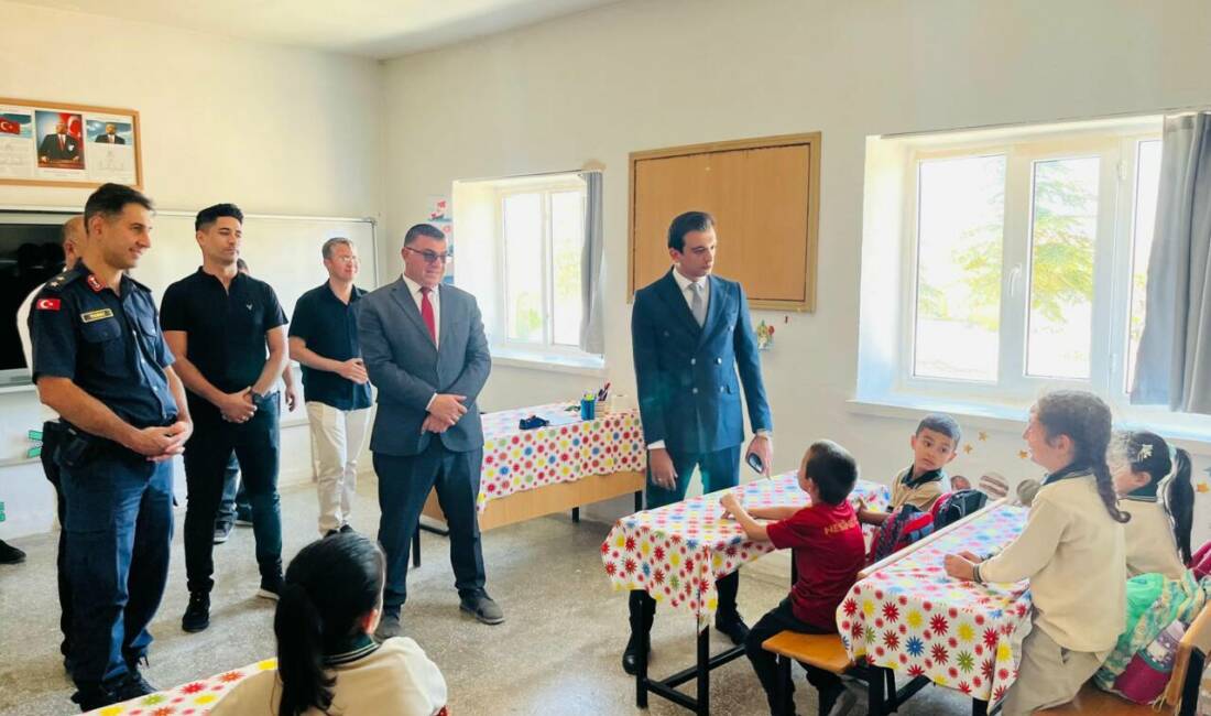 Aksaray’ın Eskil ilçesinde, Kaymakam Harun Uzar vatandaş buluşmalarını sürdürüyor. Uzar,