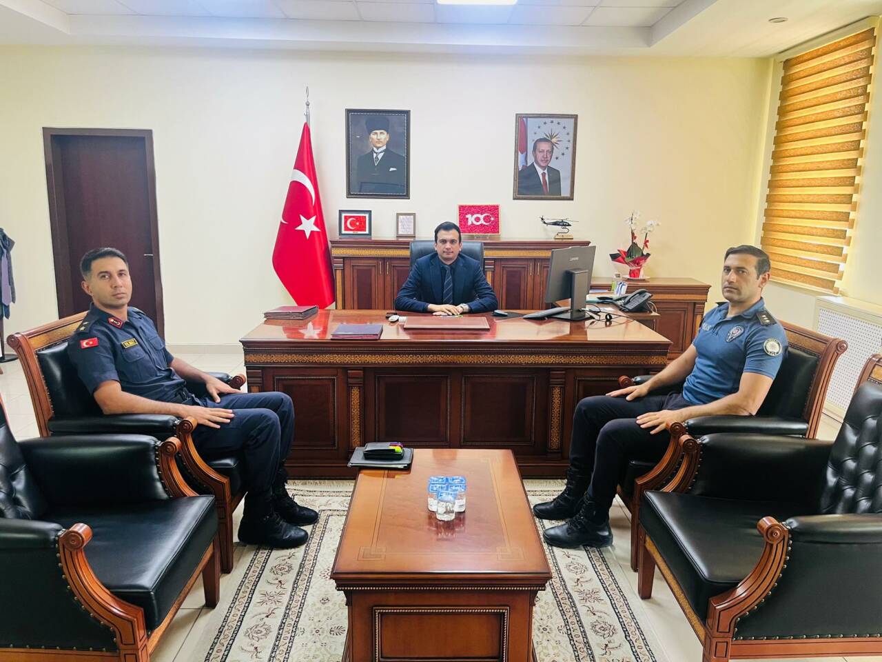 Eskil Kaymakamı Harun Uzar başkanlığında İlçe Asayiş ve Güvenlik Toplantısı