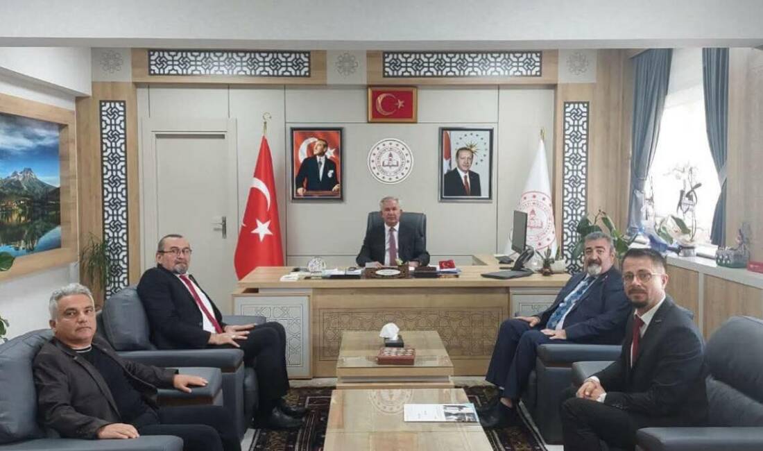 Aksaray Eğitim-İş Sendikası tarafından İl Milli Eğitim Müdürü Metin Alpaslan'a
