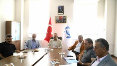 Aksaray Üniversitesi (ASÜ) Rektör Prof. Dr. Alpay Arıbaş’ın başkanlığında Kalite