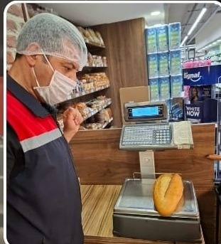Aksaray’da gıda denetimleri devam ediyor Aksaray İl Tarım ve Orman Müdürlüğü Gıda Kontrol Görevlileri, kent