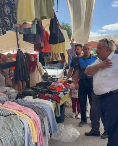 Gülağaç Belediye Başkanı Doğan Başbuğ, ilçenin en yoğun alışveriş noktalarından