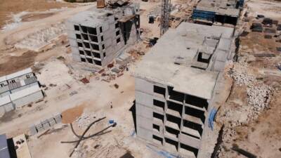 Güzelyurt'ta 4. Etap Toplu Konut Projesi, inşaat çalışmaları hızla sürüyor.