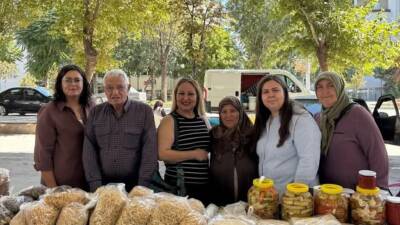 Cumhuriyet Halk Partisi Aksaray Merkez İlçe Başkanı Sibel Altınpınar, Kadın