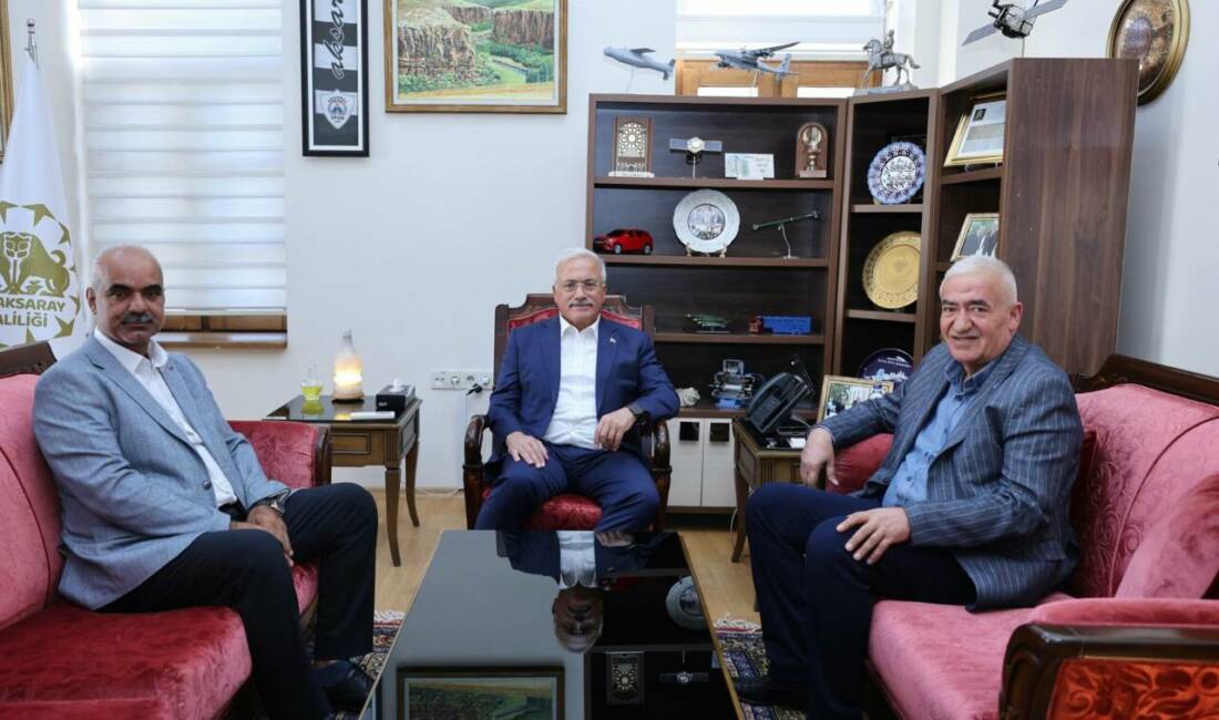 Aksaray’da Milliyetçi Hareket Partisi (MHP) heyeti, Aksaray Valisi Mehmet Ali
