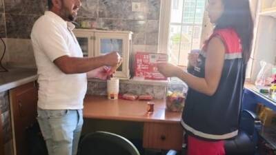 Okulların açılmasıyla birlikte Aksaray’da kantinlerde satılan gıda ürünleri İl Tarım