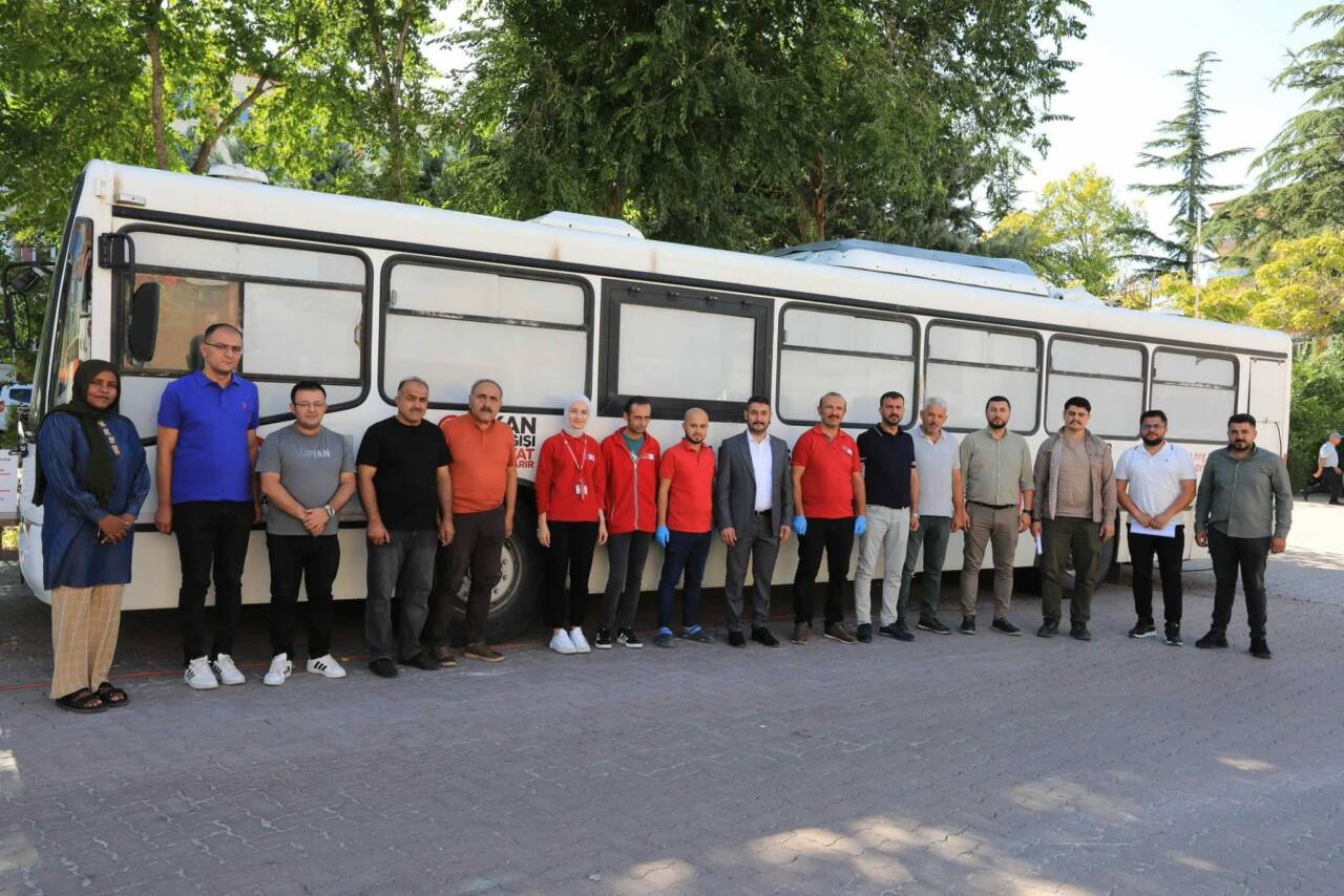 Ortaköy Belediye Başkanı Ahmet Koyuncu öncülüğünde, belediye yönetimi ve personelleri
