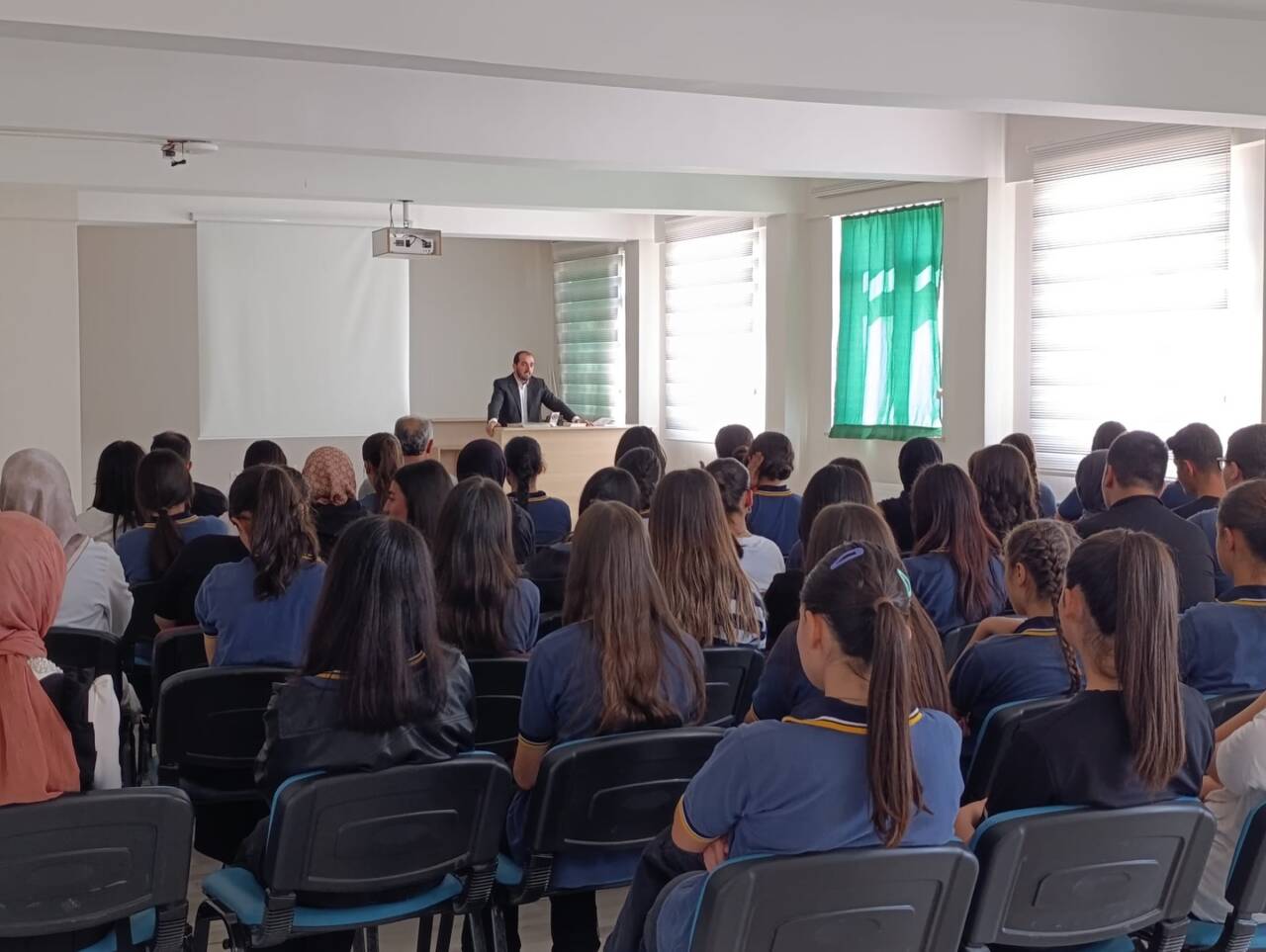 Sultanhanı’nda Mevlid-i Nebi Haftası etkinlikleri kapsamında, İlçe Müftüsü Selman Çiloğlu