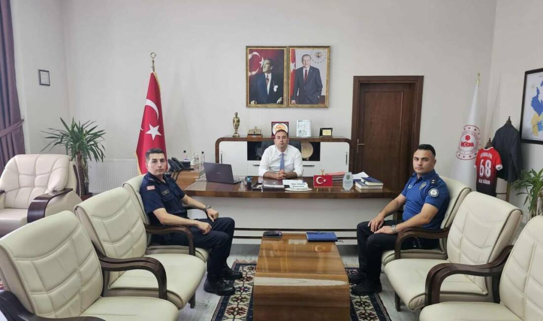 Sultanhanı Kaymakamı Bilal Göksun’un başkanlığında düzenlenen ilçe asayiş toplantısına İlçe