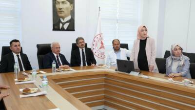 2025 Aile Yılı etkinlikleri kapsamında Vali Mehmet Ali Kumbuzoğlu, kadın