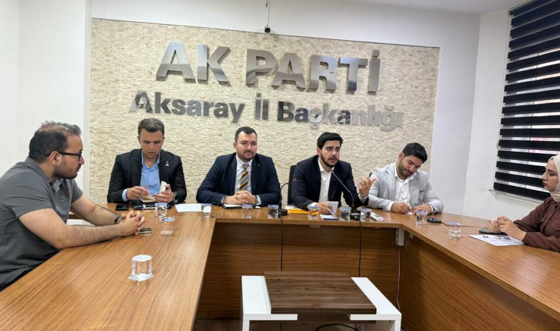 AK Parti Aksaray İl Başkanlığı’nda haftalık İl Gençlik Kolları Yönetim