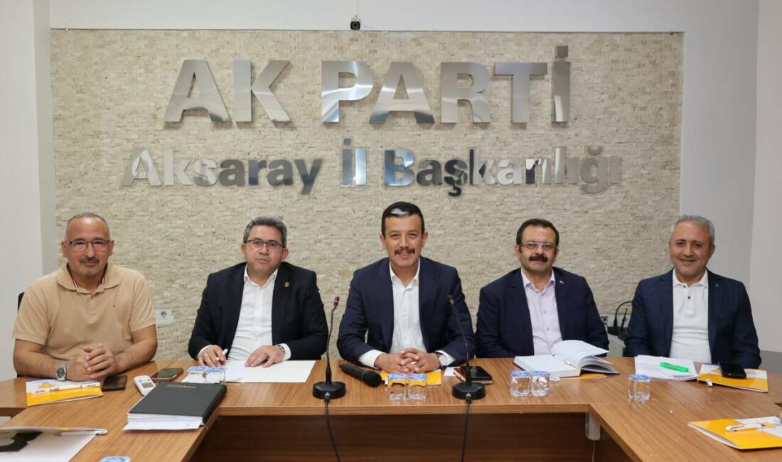 AK Parti Aksaray İl Başkanlığı tarafından düzenlenen İlçe Danışma Meclisi