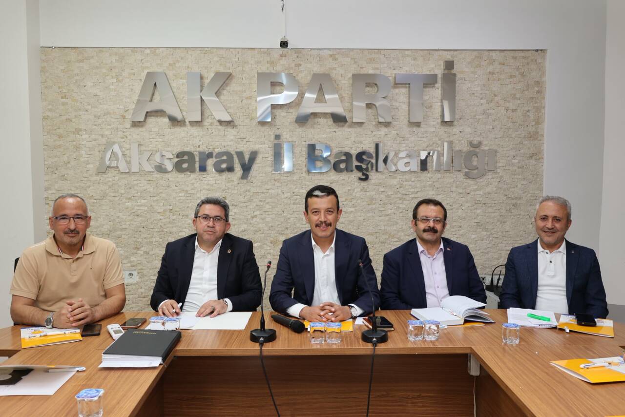 AK Parti Aksaray İl Başkanlığı tarafından düzenlenen İlçe Danışma Meclisi
