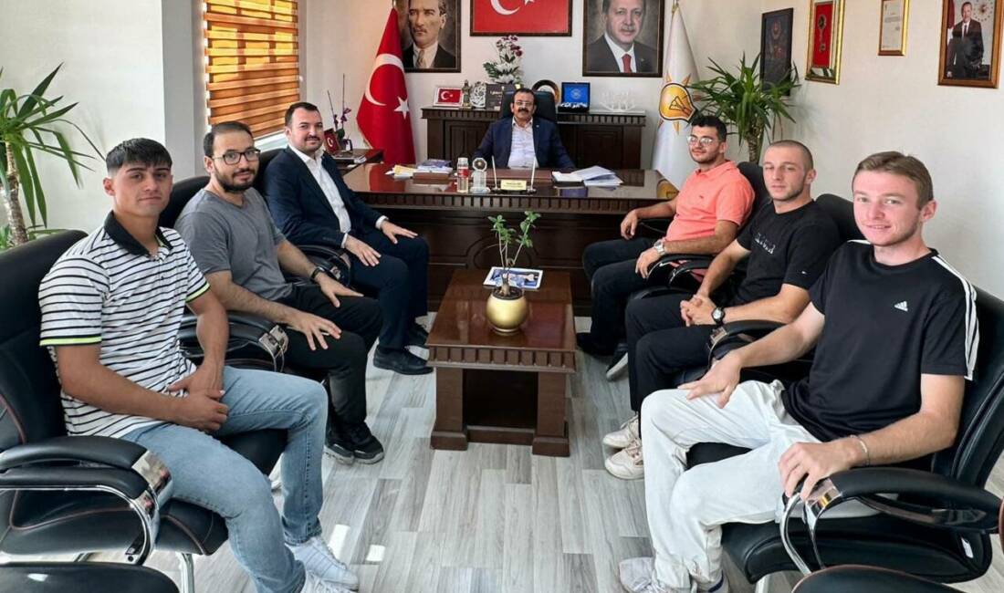 AK Parti Aksaray İl Gençlik Kolları Başkanı Hızır Oğuz ve