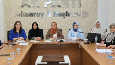 AK Parti Aksaray Kadın Kolları Başkanlığı, teşkilat çalışmalarını değerlendirmek ve