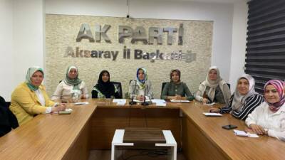 AK Parti Aksaray İl Kadın Kolları Başkanlığı tarafından düzenlenen yönetim