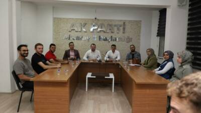 AK Parti Aksaray İl Başkanlığı’nda düzenlenen haftalık olağan yönetim kurulu
