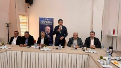 AK Parti Aksaray teşkilatı, basınla buluştu. Yol, içme suyu ve
