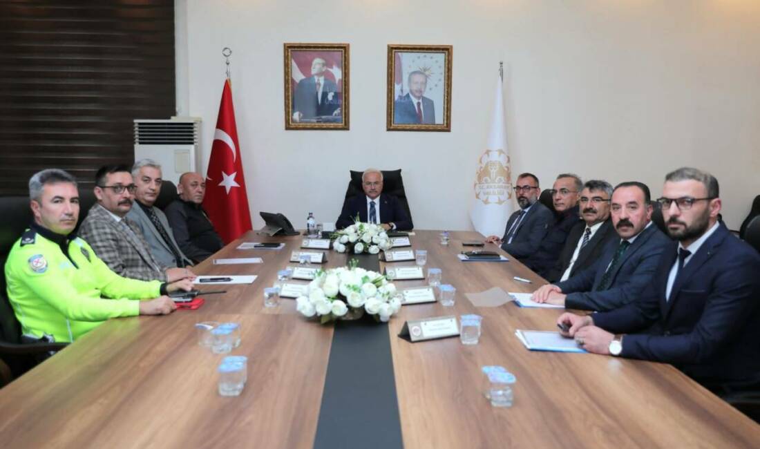 Aksaray Üniversitesi’nde öğrencilerin güvenliği ve huzuru için önemli bir toplantı