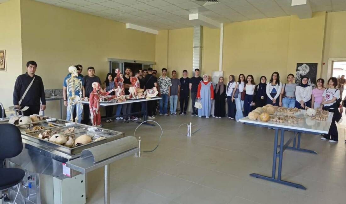 Aksaray Üniversitesi Tıp Fakültesi, hekimlik eğitimine yeni başlayan Dönem 1