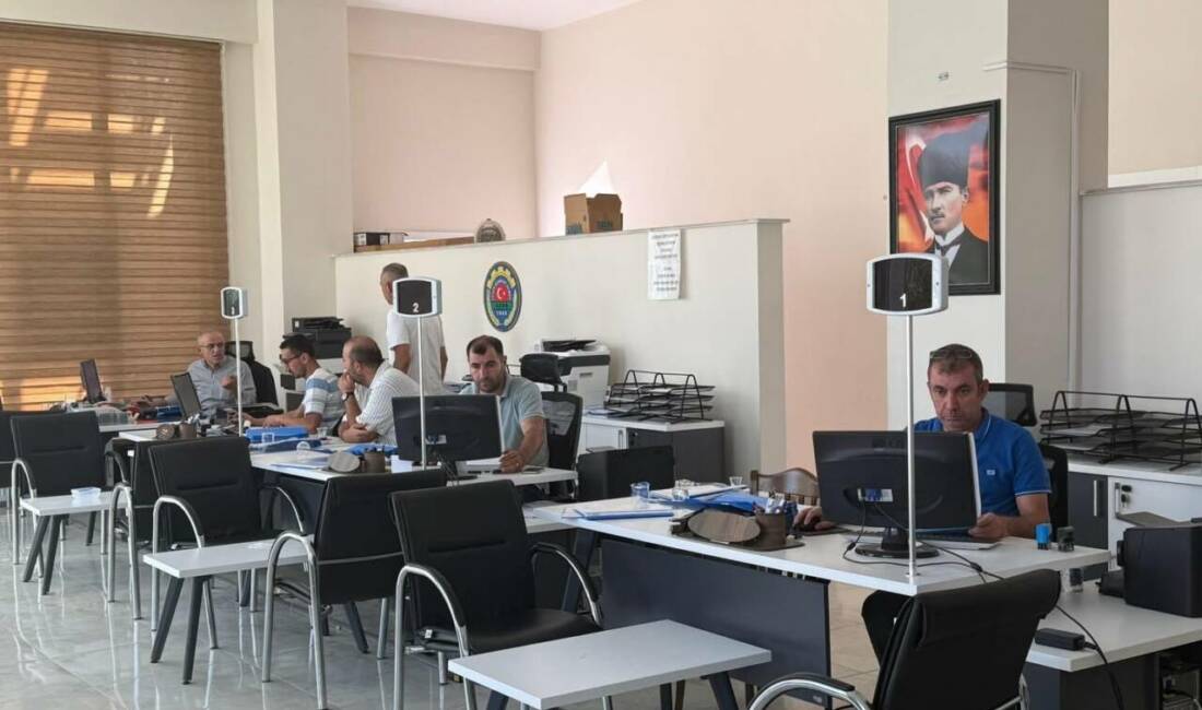Başkan Emin Koçak, çiftçilerin mağdur olmaması için hafta sonu da