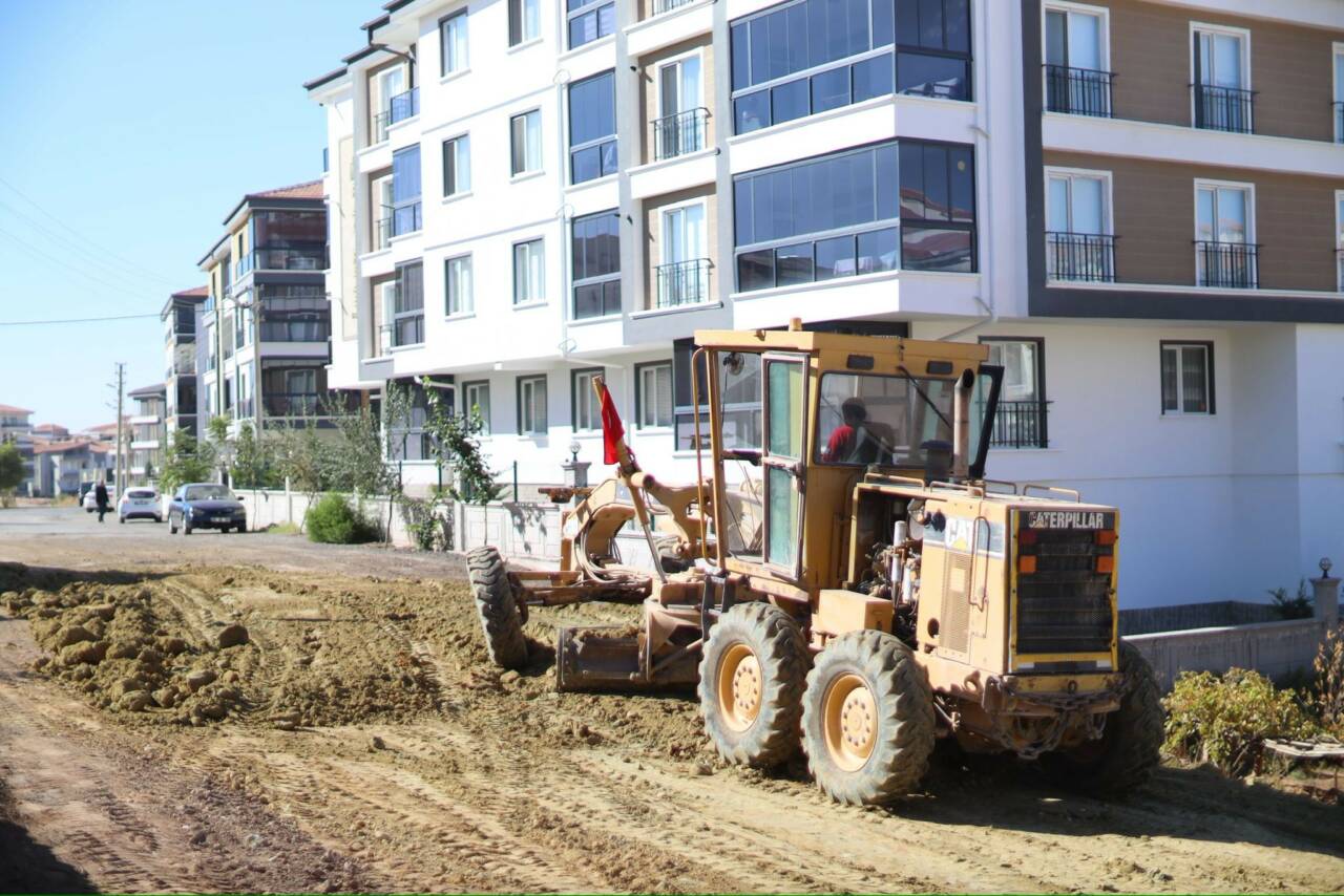 Aksaray Belediyesi, şehir genelinde ulaşım kalitesini artırmak için çalışmalarına devam