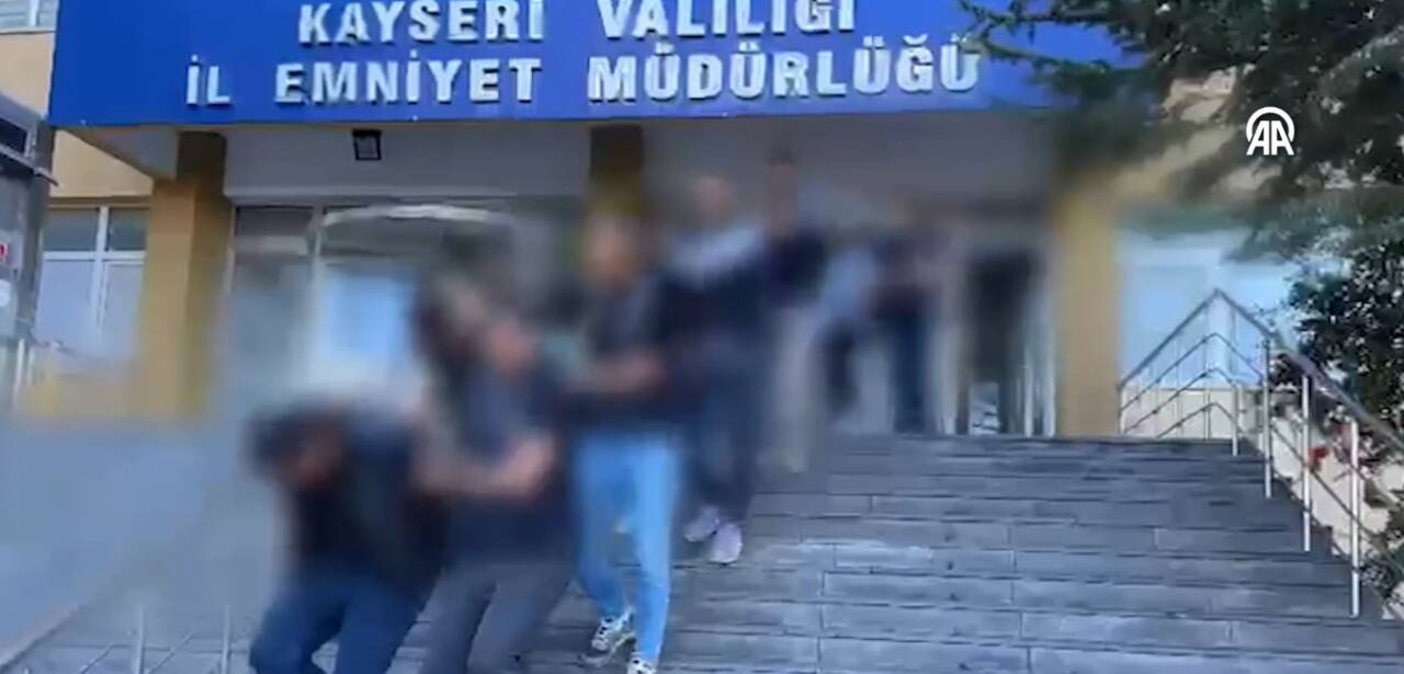 Kayseri'de İl Emniyet Müdürlüğü tarafından düzenlenen yasa dışı bahis operasyonunda