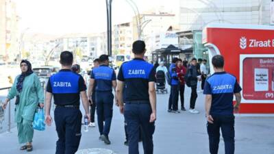 Aksaray Belediyesi, çevreyi korumak ve temizliğini sağlamak amacıyla çalışmalarına devam