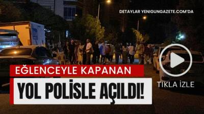 Aksaray’da asker eğlencesinde oynayan vatandaşlar yolu trafiğe kapattı. Polis ekiplerinin