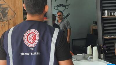 Ticaret İl Müdürlüğü ekipleri, berber ve kadın kuaförlerinde fiyat listesi