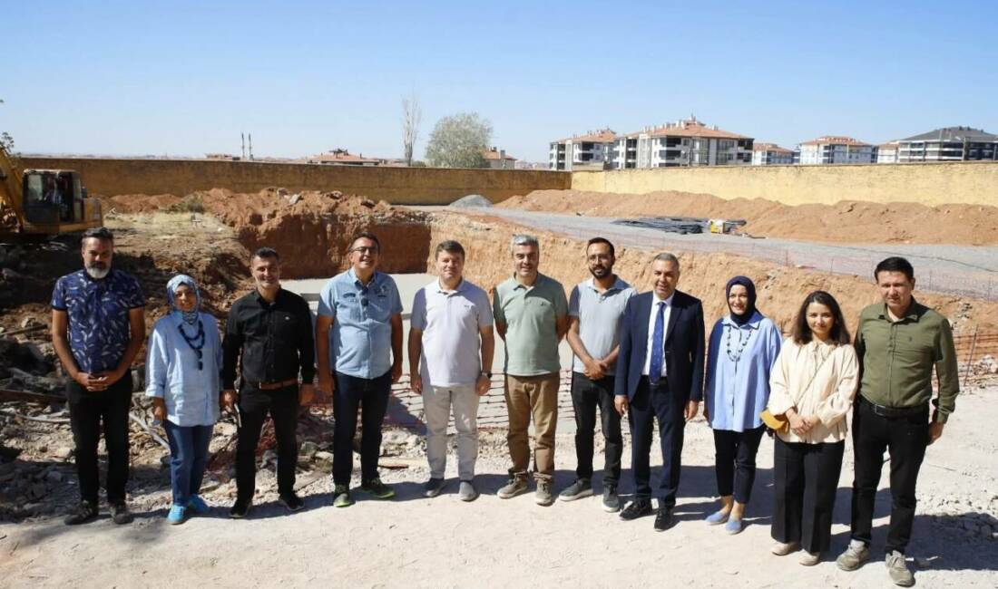 Aksaray Belediye Başkanı Dr. Evren Dinçer, eski cezaevi alanında şehrin