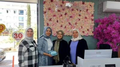 Aksaray’da Ahilik Haftası dolayısıyla düzenlenen programda, esnaf ve sanatkârlar ziyaret