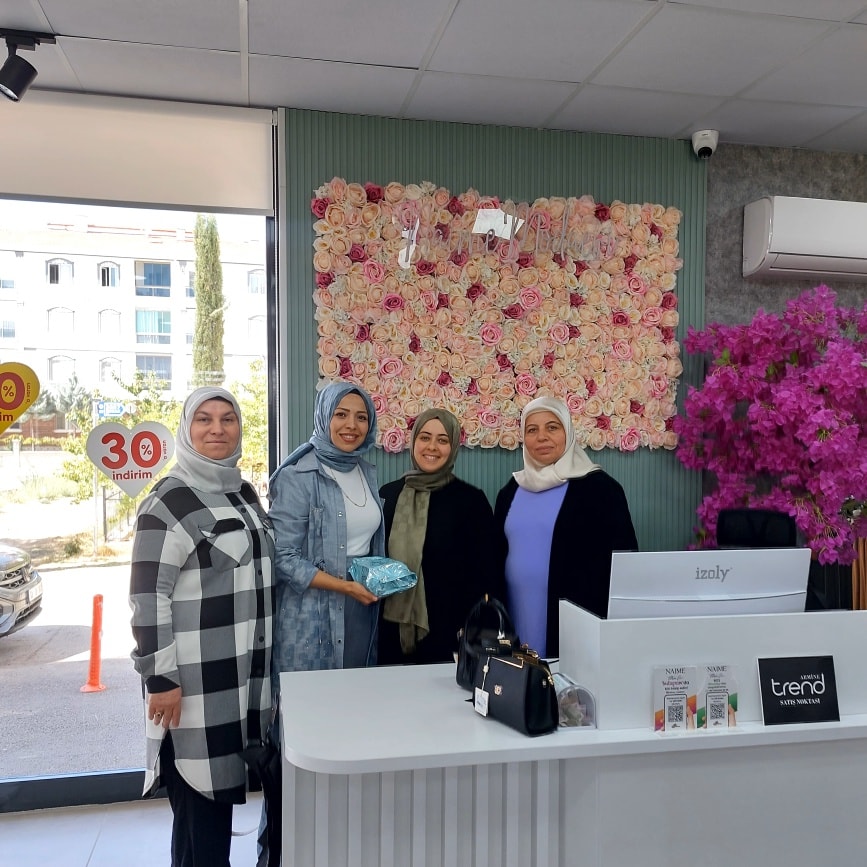 Aksaray’da Ahilik Haftası dolayısıyla düzenlenen programda, esnaf ve sanatkârlar ziyaret