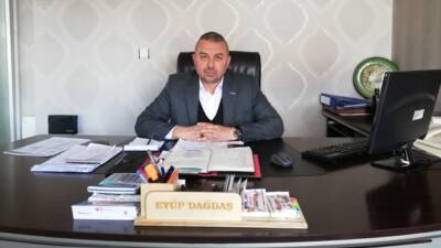 İHH Aksaray İl Başkanı Eyüp Dağdaş, yetim sponsoru olan hayırseverlerin