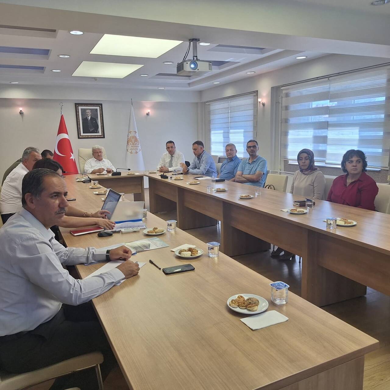 Aksaray’da İl Hayat Boyu Öğrenme Komisyonu Toplantı Aksaray Vali Yardımcısı