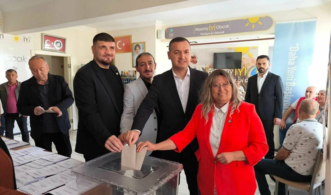 İYİ Parti Aksaray İl Başkanlığında gerçekleşen delege seçimlerinde partililer oylarını