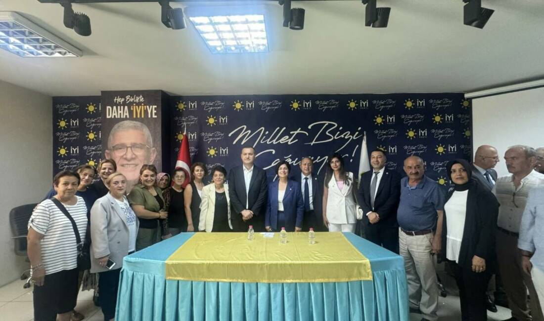 İYİ Parti Genel Başkan Yardımcısı Kevser Ofluoğlu, GİK Üyesi ve