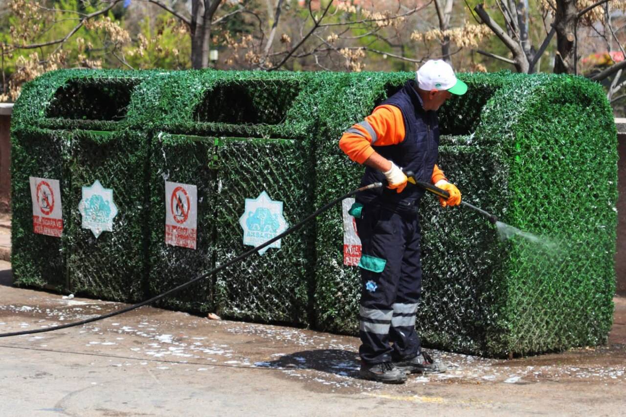 Aksaray Belediyesi, çevre temizliği ve şehir estetiğini ön planda tutan