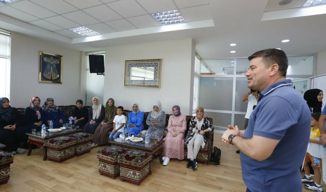 Kadın Aktivite Merkezinde düzenlenen Mevlid Kandili programına Aksaray Belediye Başkanı