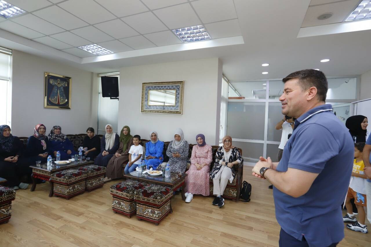 Kadın Aktivite Merkezinde düzenlenen Mevlid Kandili programına Aksaray Belediye Başkanı