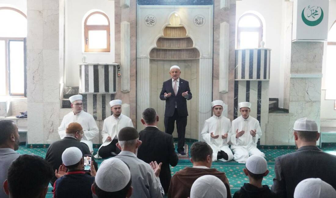 Aksaray’da 4 hafız icazet aldı Aksaray’da dinî eğitim alanında önemli bir gün yaşandı. İl Müftüsü