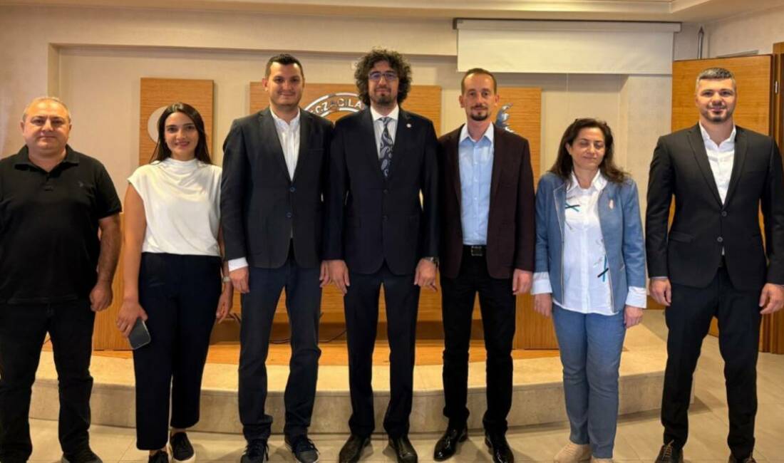 Aksaray Eczacılar Odası’nda yapılan olağan genel kurulda mevcut başkan Raif