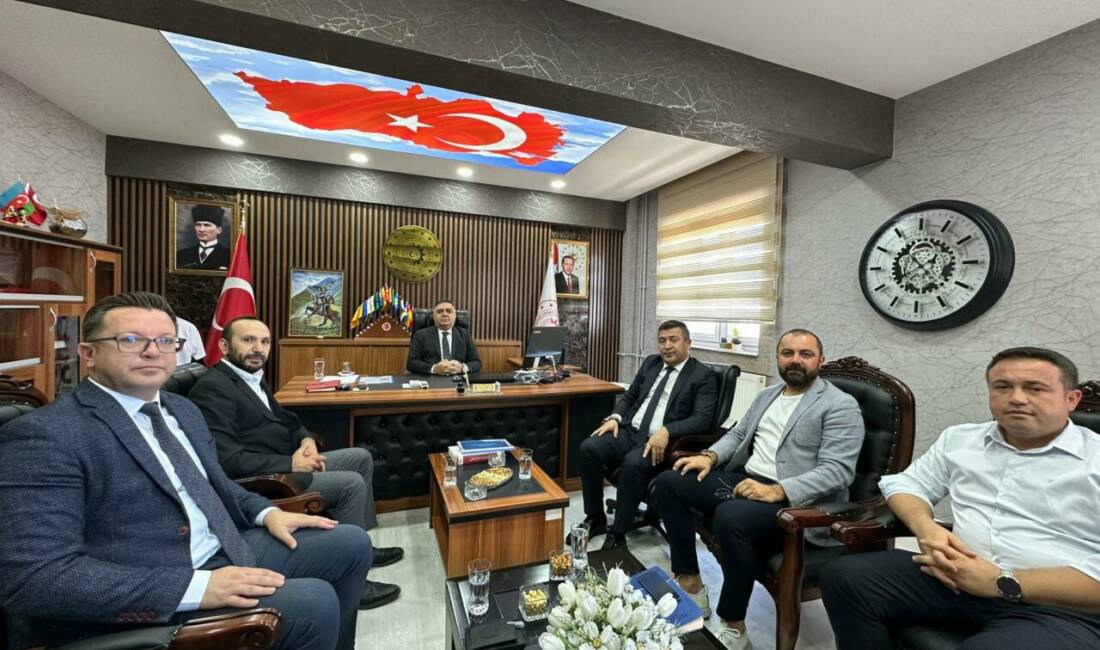 Aksaray’da OSB Müdürlerinden sanayi ve kalkınma zirvesi Aksaray Organize Sanayi Bölgesi (OSB) Müdürü Ali Bay, Sultanhanı OSB